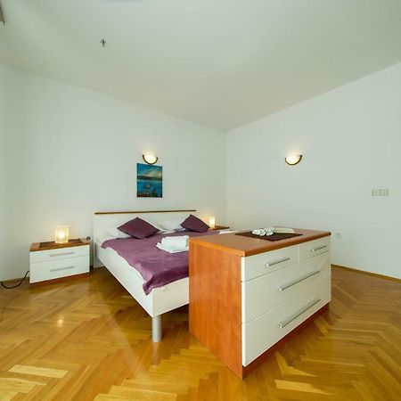 Apartments L&L Дугі-Рат Екстер'єр фото