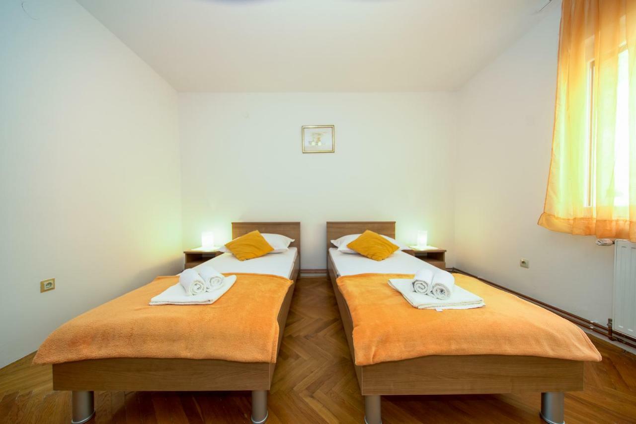 Apartments L&L Дугі-Рат Екстер'єр фото
