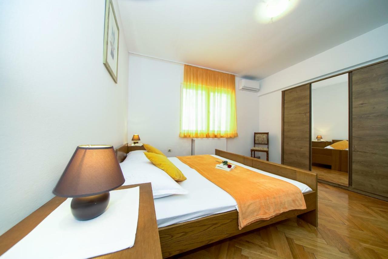 Apartments L&L Дугі-Рат Екстер'єр фото